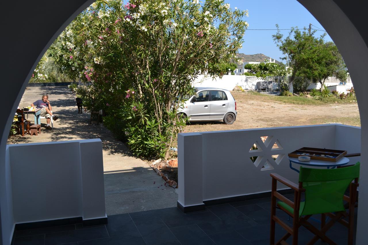 Skyros Koxilas Studios Екстер'єр фото