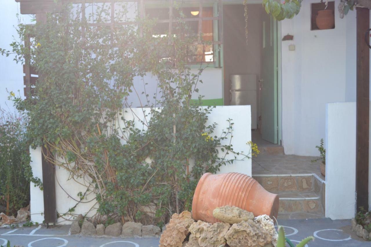 Skyros Koxilas Studios Екстер'єр фото